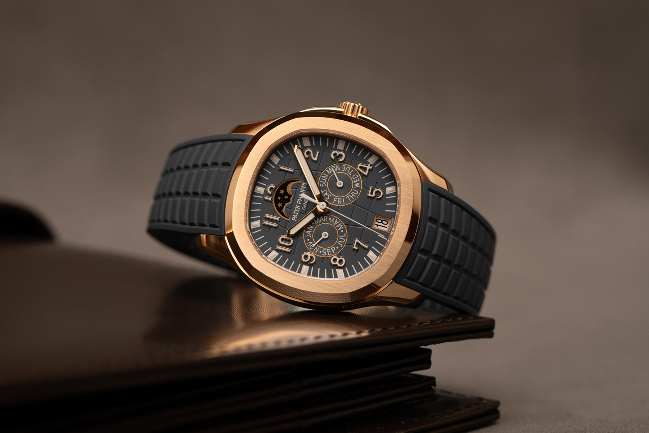 Vì Sao Đồng Hồ Không Chỉ Để Xem Giờ Mà Còn Là Cái Tôi? 12 patek philippe 5261R 001 rosegold titlepicture new